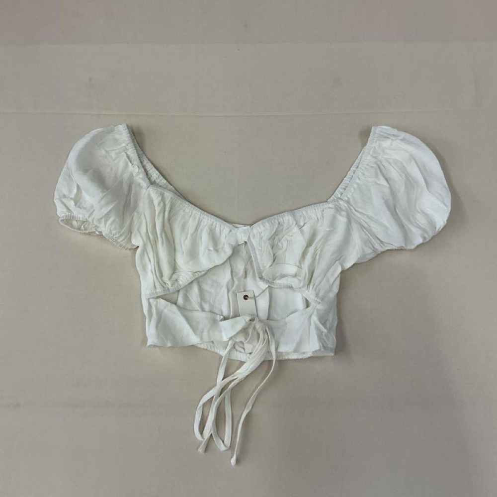 Brand new with tags O. Vianca crop top